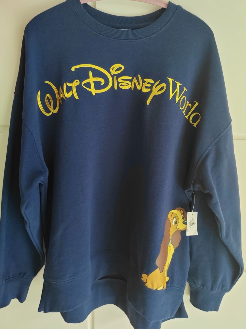 L - Disney Parks WDW 2026 Lady and the Tramp Sweatshirt - Picture 2 of 4